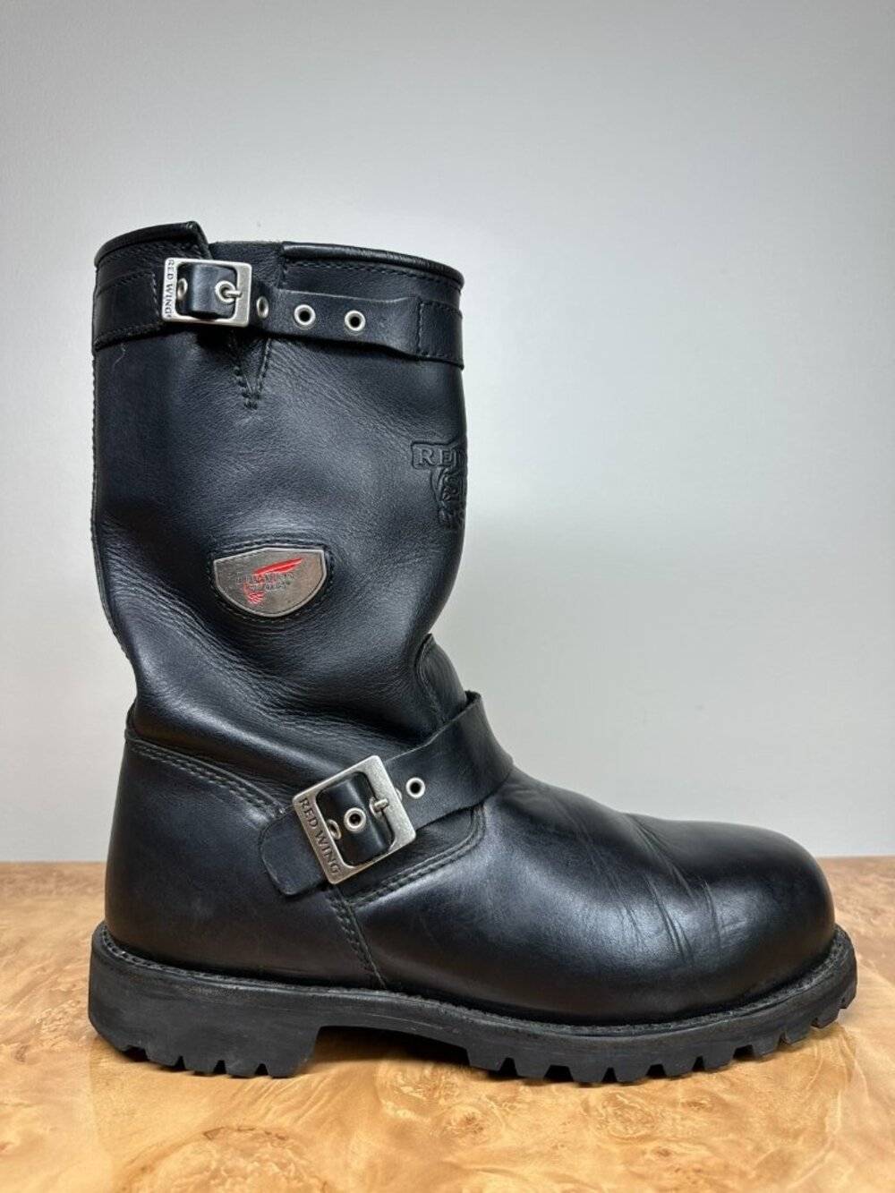 Red Wing 988 Engineer Boots Mens 11 D Black Leather Steel Toe Vibram Biker